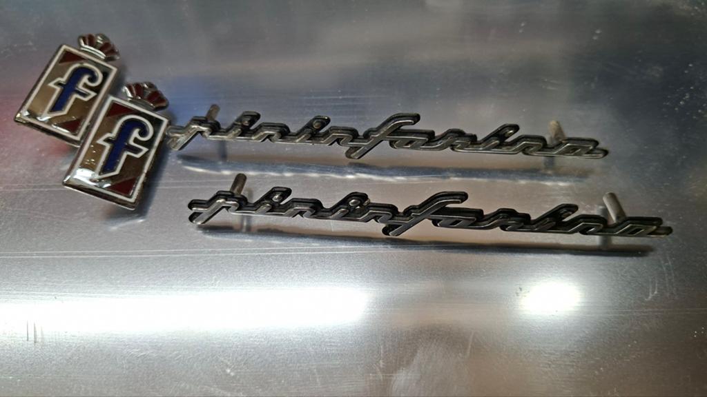 Pininfarina logo's Afkomstig van Peugeot, Ophalen of Verzenden, Peugeot, Bumper