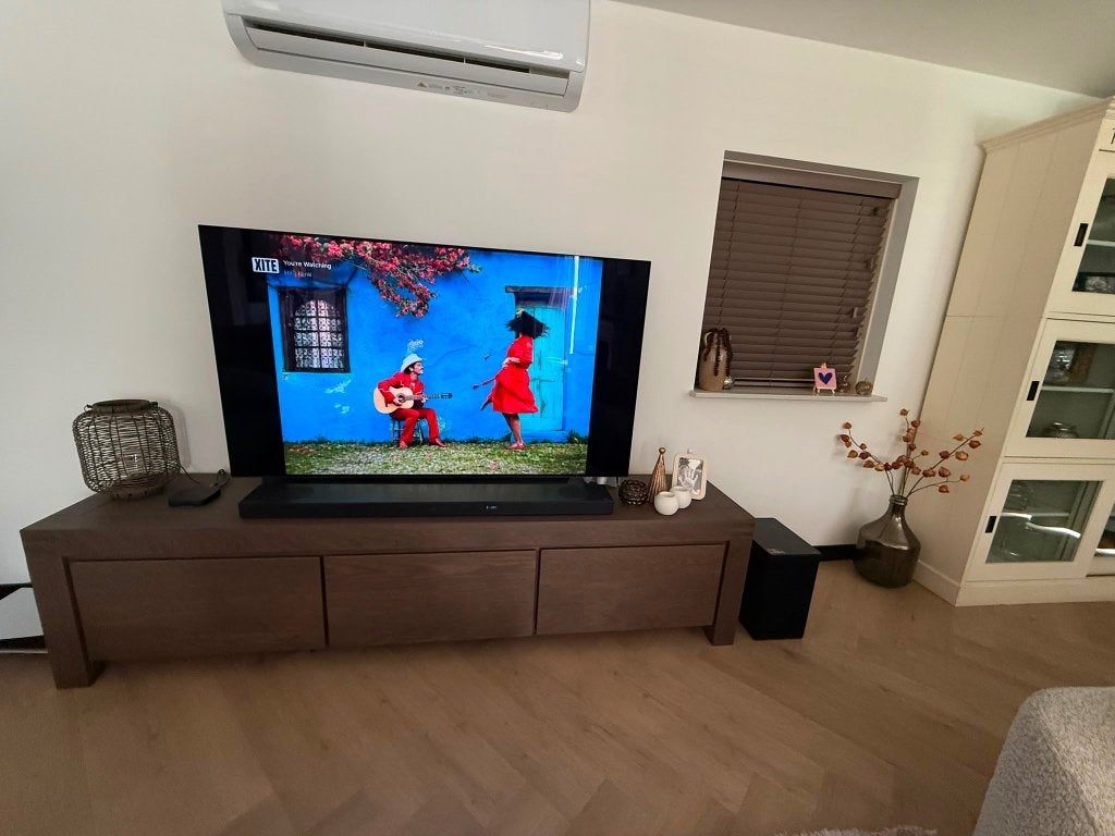LG Soundbar + Draadloze Subwoofer DSP9YA, Ophalen, Bluetooth, Zo goed als nieuw