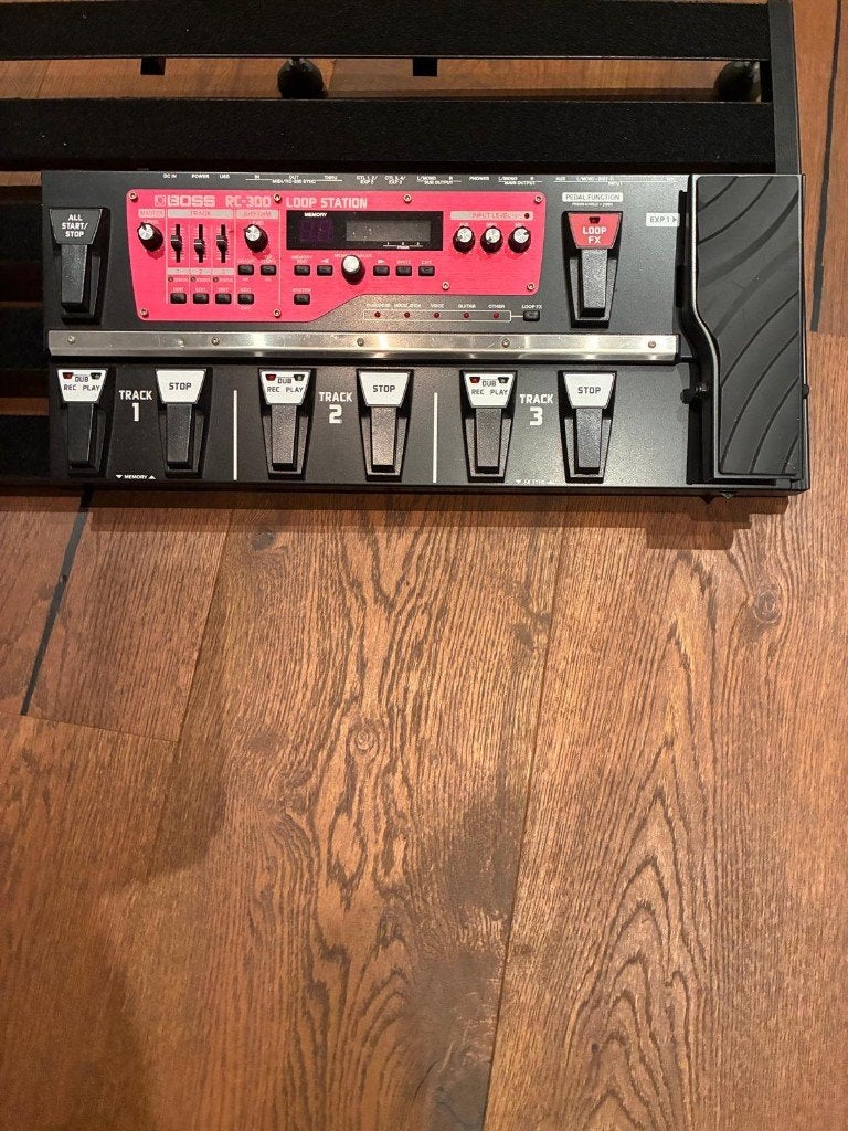 BOSS RC-300 Loop Station – zeer nette staat – incl. adapter, Muziek en Instrumenten, Ophalen of Verzenden, Zo goed als nieuw