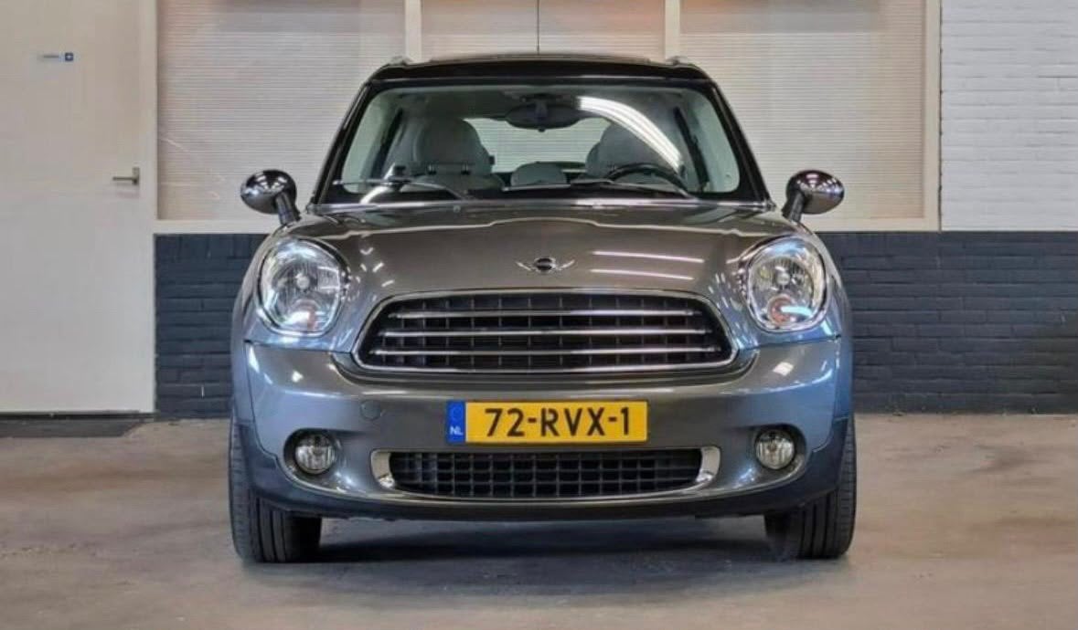 Mini Countryman 1.6 Cooper AUT 2011 Grijs, Auto's, Beige, 122 pk, Particulier, 1000 kg