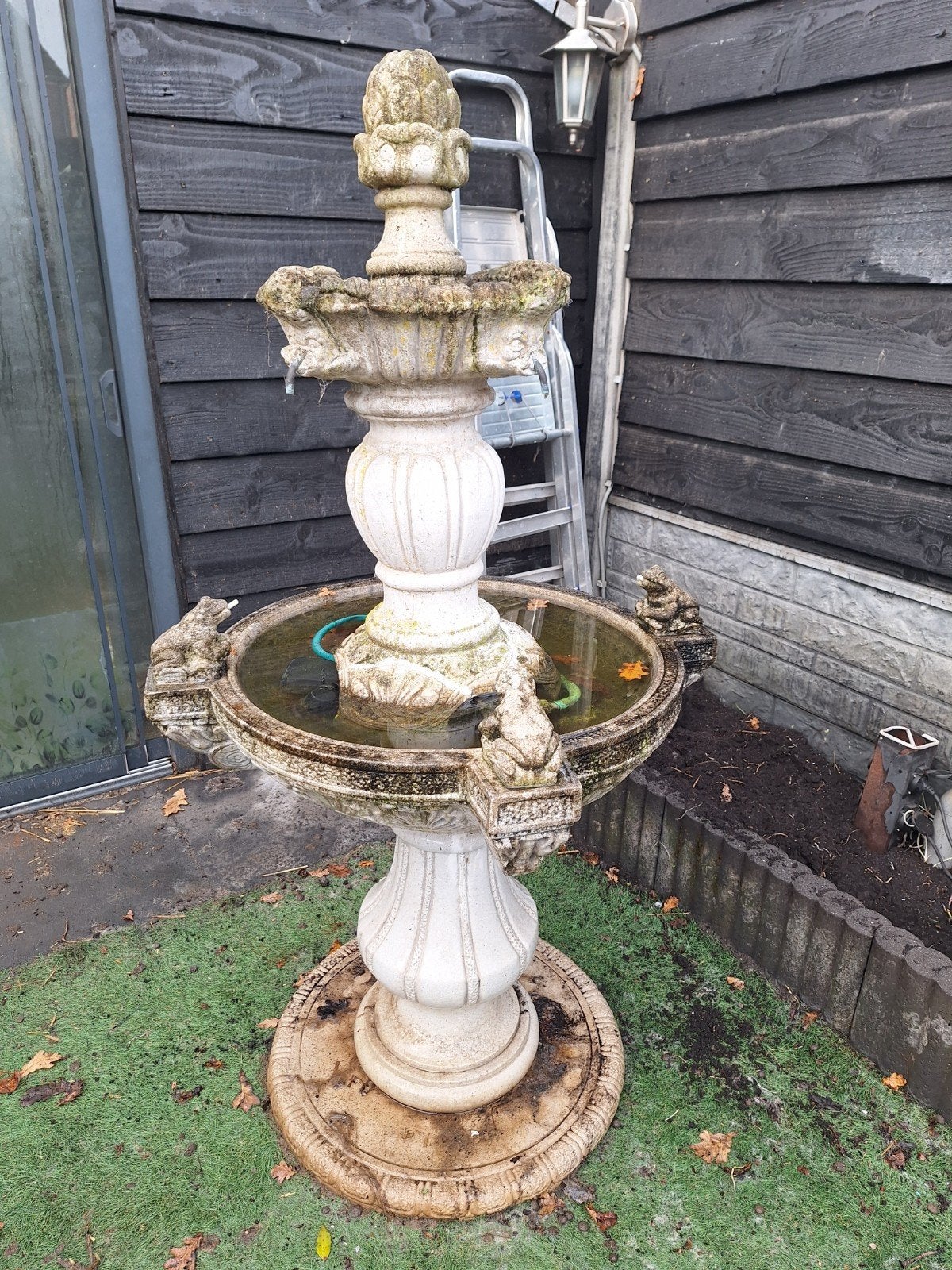 Tuinfontein met pompjes, Tuin en Terras, Ophalen, Gebruikt, Overige materialen, Fontein