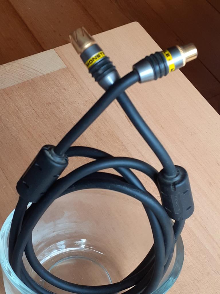 Diverse kabels en accessoires (HDMI, Coax, Voeding), Ophalen of Verzenden, Gebruikt, 2 tot 5 meter, Overige kabels