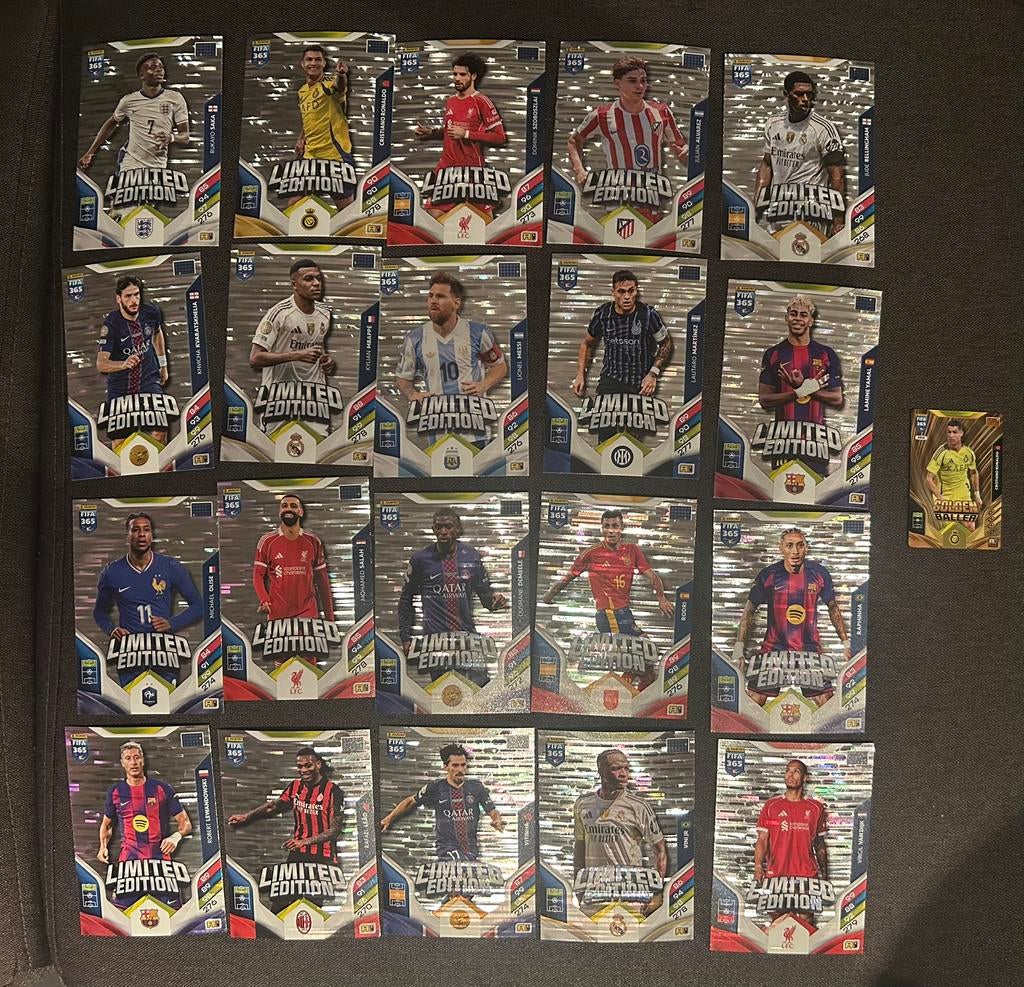 Panini Fifa 365 Adrenalyn XXL kaarten Extra large kaarten, Ophalen of Verzenden, Nieuw, Meerdere plaatjes