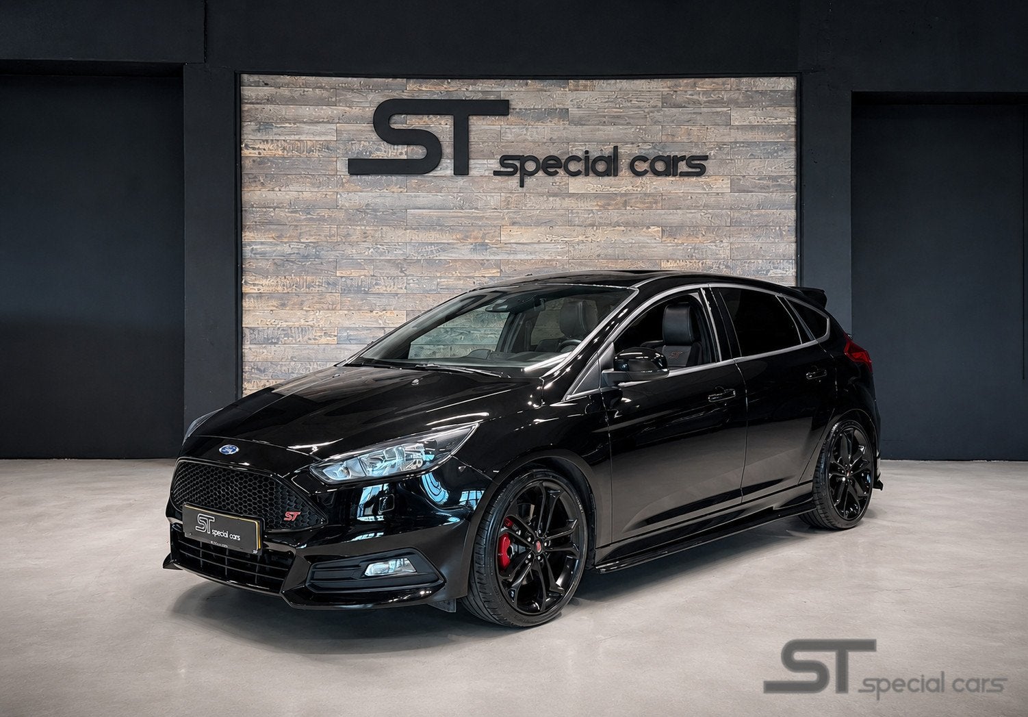 Ford Focus 2.0 ST2|Schuifdak|maxton|S. uitlaat, Auto's, 15 km/l, Gebruikt, Euro 6, 4 cilinders