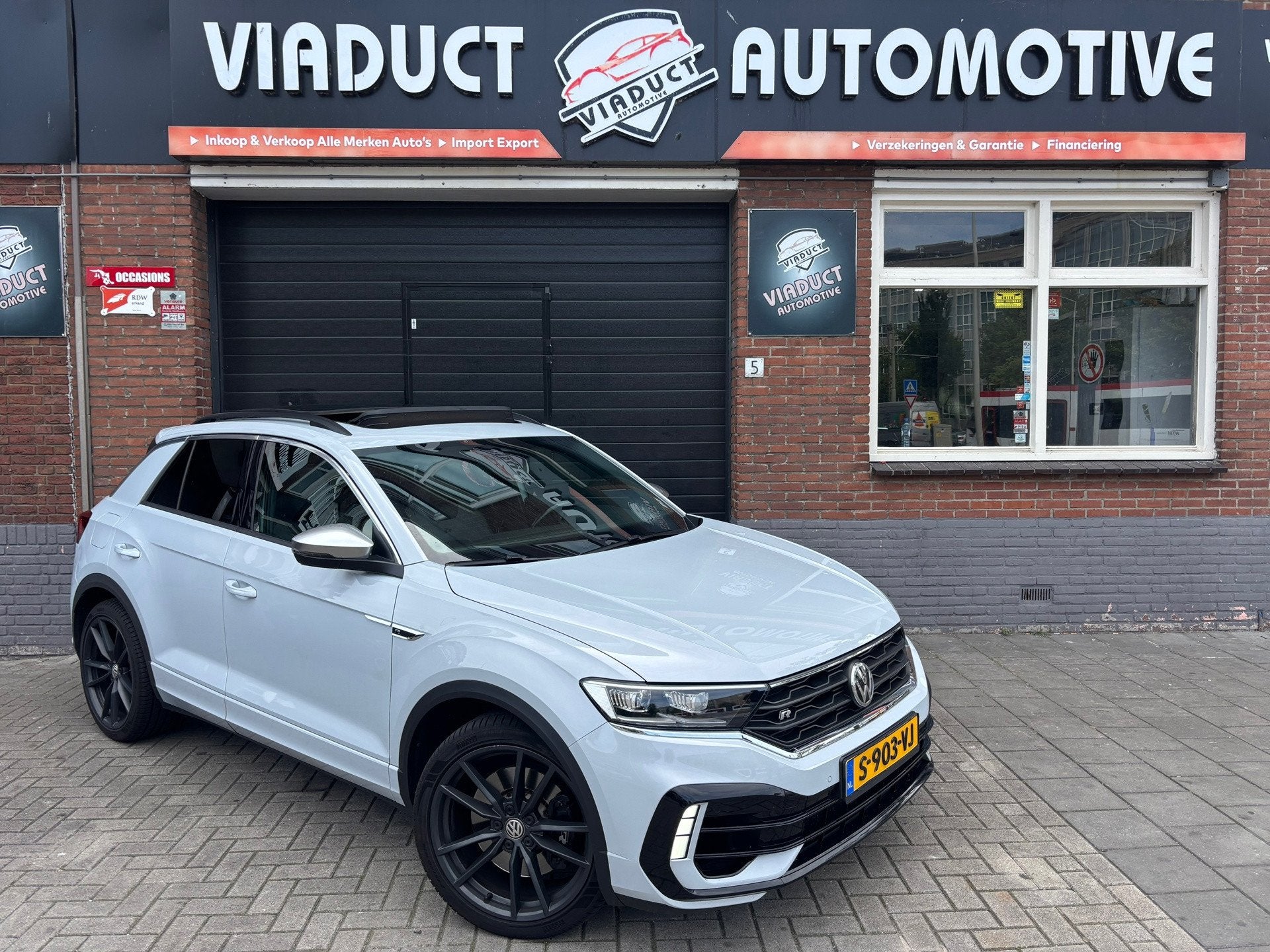 Volkswagen T-ROC 2.0 TSI 4Motion R Pano Beats, Auto's, Automaat, Dealer onderhouden, Euro 6, 4 cilinders