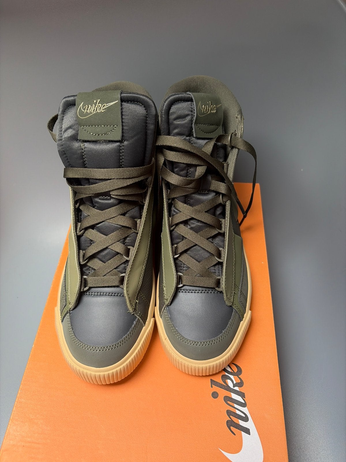Nike Blazer Mid Victory Sneakers - Nieuw in doos, Kleding | Dames, Ophalen of Verzenden, Nieuw, Groen, Sneakers of Gympen