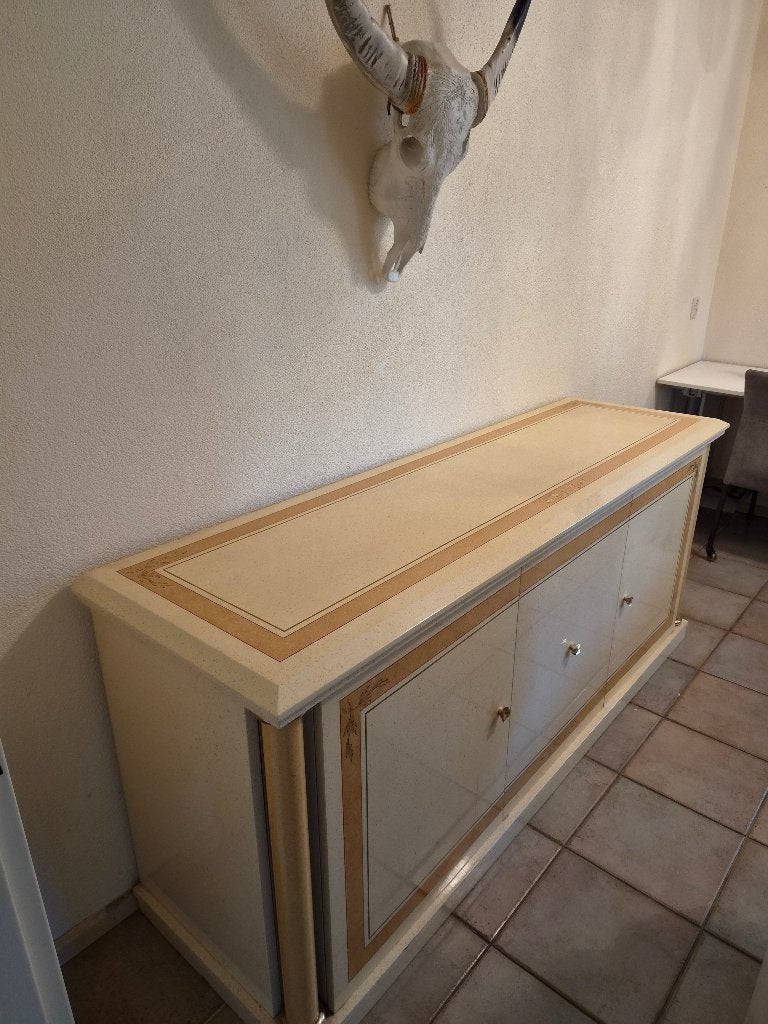 Gratis af te halen: Klassiek Italiaans hoogglans dressoir, Ophalen, Overige materialen, Gebruikt, 100 tot 150 cm