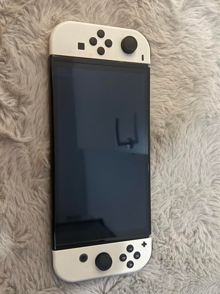 Nintendo Switch OLED met SD-kaart 256 GB extra Mario tas, Met 2 controllers, Zo goed als nieuw, Met harde schijf, Switch OLED