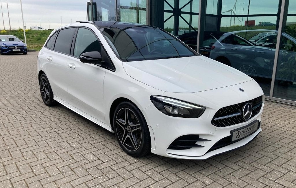 Mercedes-Benz B-Klasse B250 224PK 7G-DCT AMG  Pano 38.000 km, Auto's, 745 kg, 4 cilinders, Wit, 14 km/l