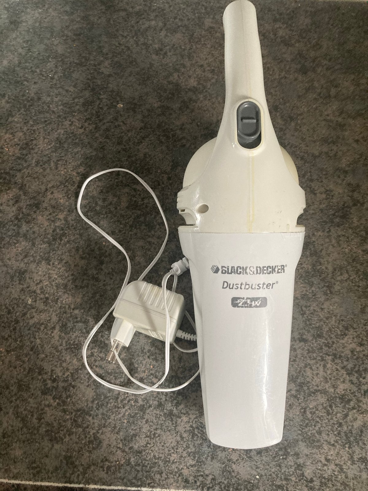 Black & Decker Dustbuster 2.4W Kruimeldief, Ophalen, Overige merken, Gebruikt, Kruimeldief