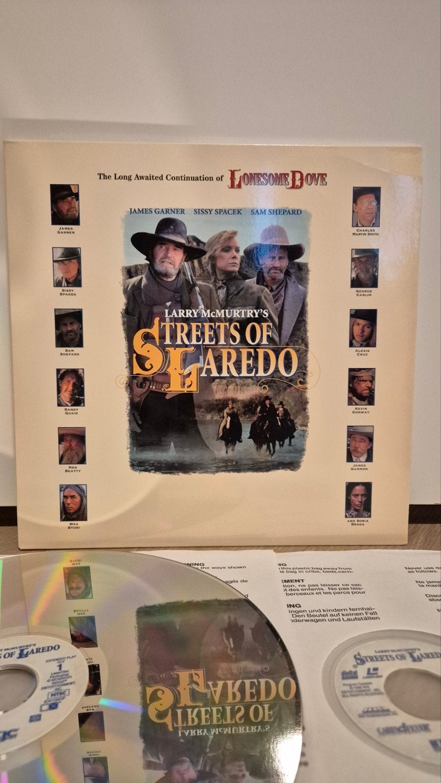 Streets of Laredo Laserdisc, Film en Theater, Ophalen of Verzenden, Zo goed als nieuw, Dubbel-LP