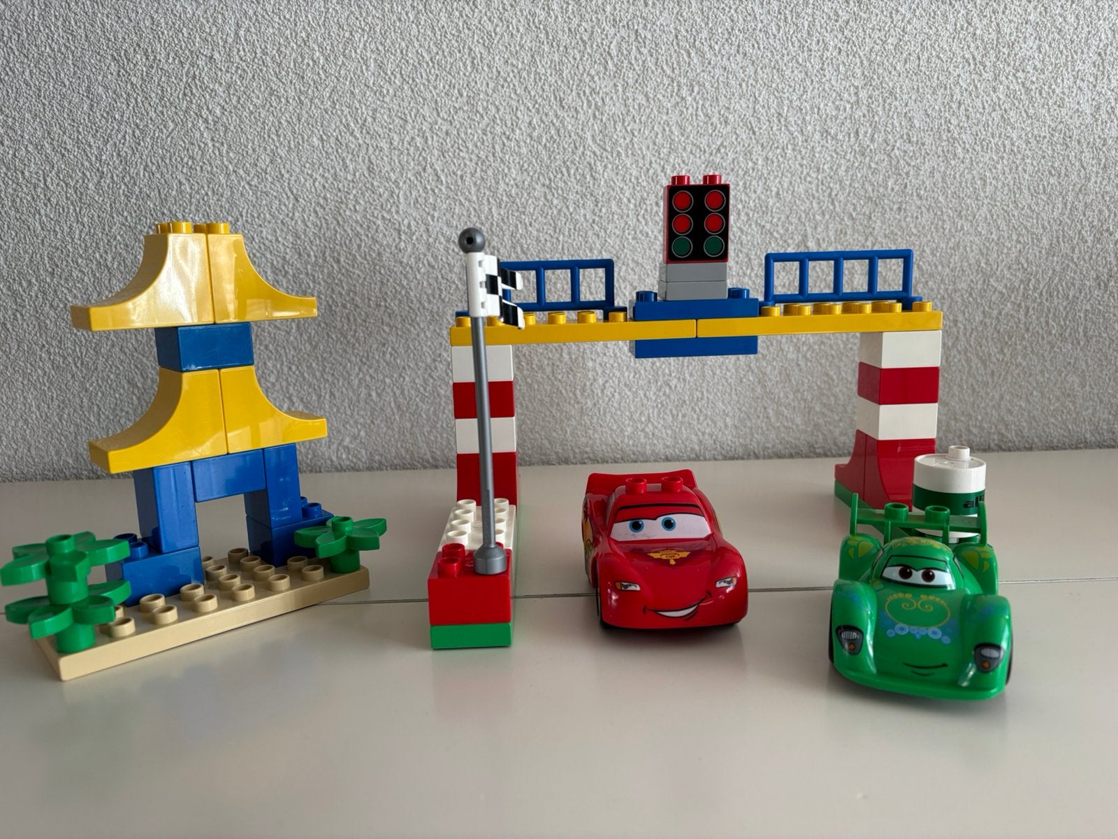 LEGO DUPLO 5819 Tokyo Race / Cars / als nieuw, Ophalen of Verzenden, Zo goed als nieuw, Duplo