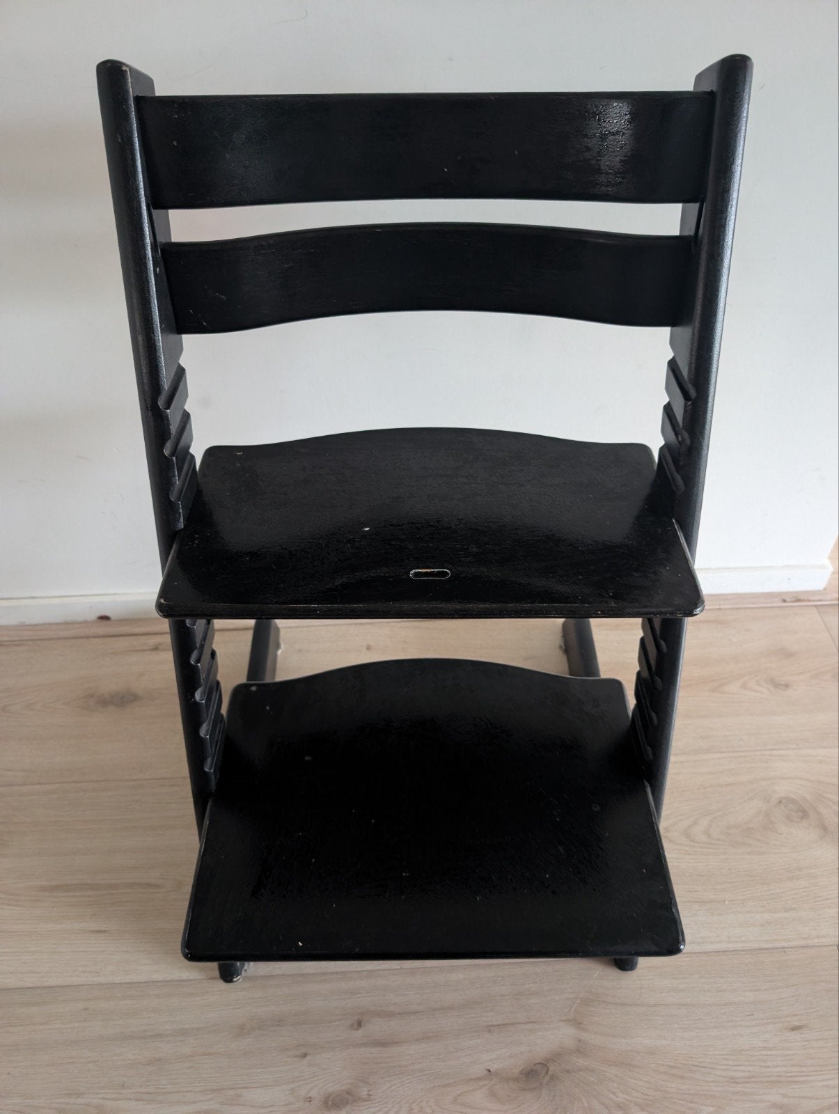 Zwarte stokke triptrap meegroeistoel, Ophalen of Verzenden, Gebruikt, Meegroeistoel