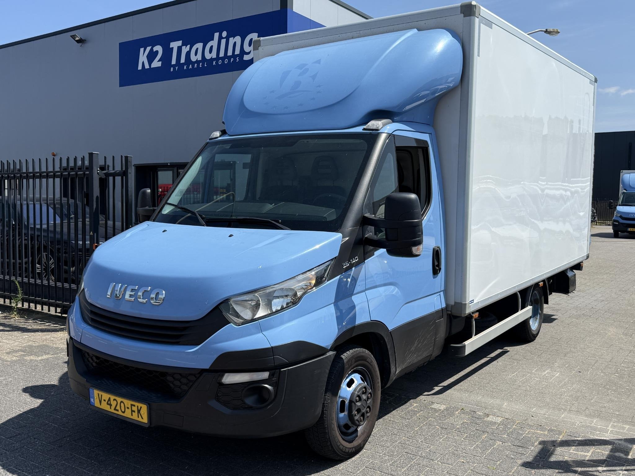 Iveco Daily 35C14 2.3 375 LAADKLEP EURO 6, Gebruikt, Iveco, Blauw, Bedrijf