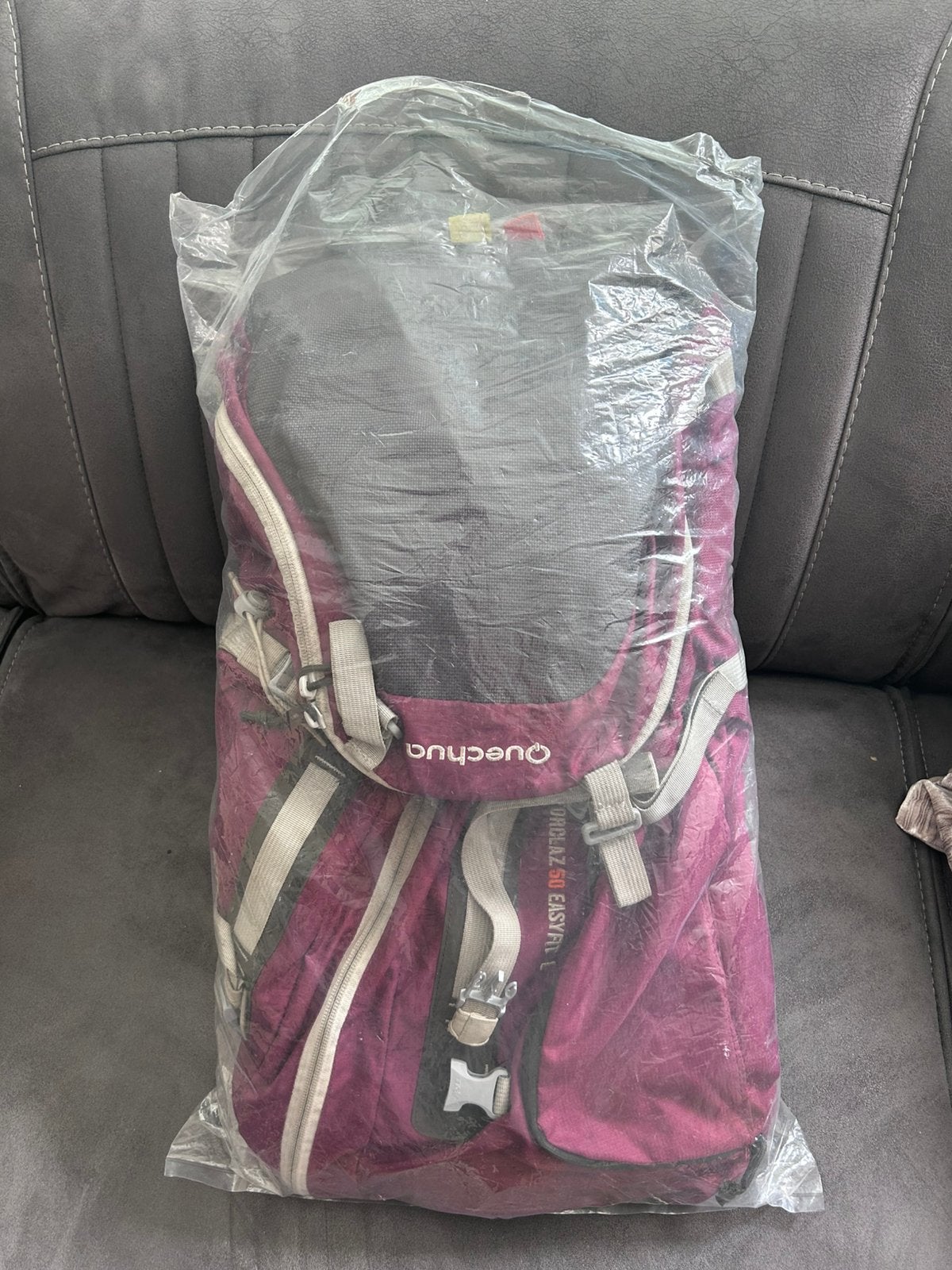 Quechua forclaz 50 L inclusief flight bag, Ophalen of Verzenden, Gebruikt, Paars, 30 cm of meer