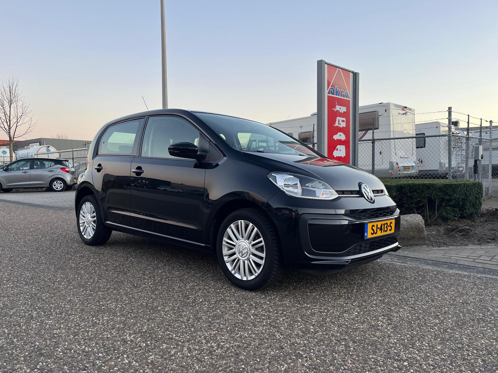 Volkswagen Up! 1.0 BMT take up! 5D | FACELIFT | Airco | Blue, Voorwielaandrijving, Stof, Gebruikt, Zwart
