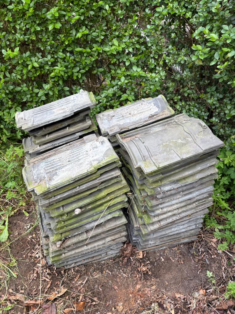 Ruim 60 stuks hollandse dakpannen., Ophalen, Gebruikt, Steen of Klei, 5 tot 10 m²