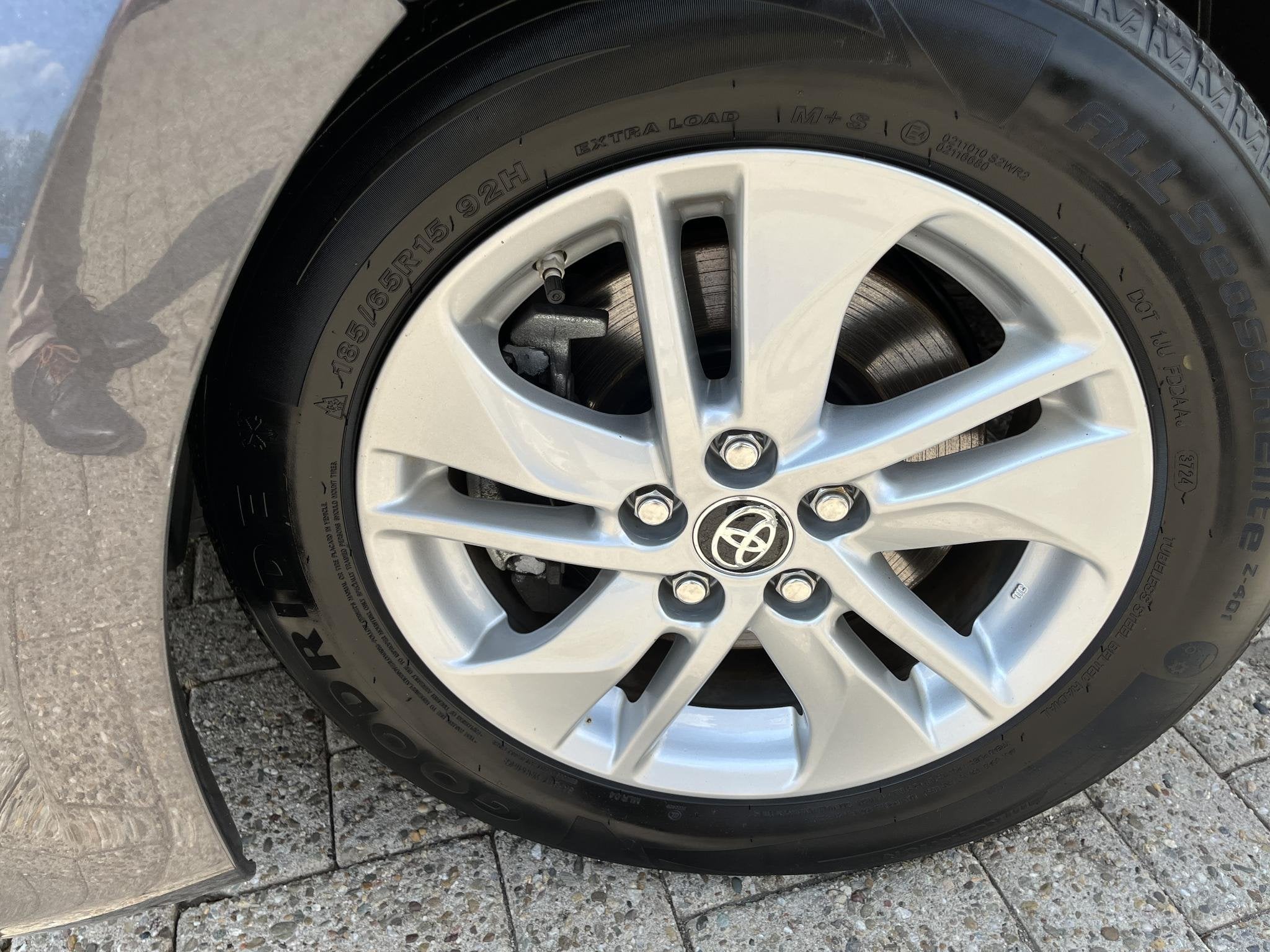 Toyota Yaris 1.5 Hybrid Active PLUS l Stoelverwarming | Stuu, Automatische klimaatregeling, Stof, Gebruikt, 116 pk