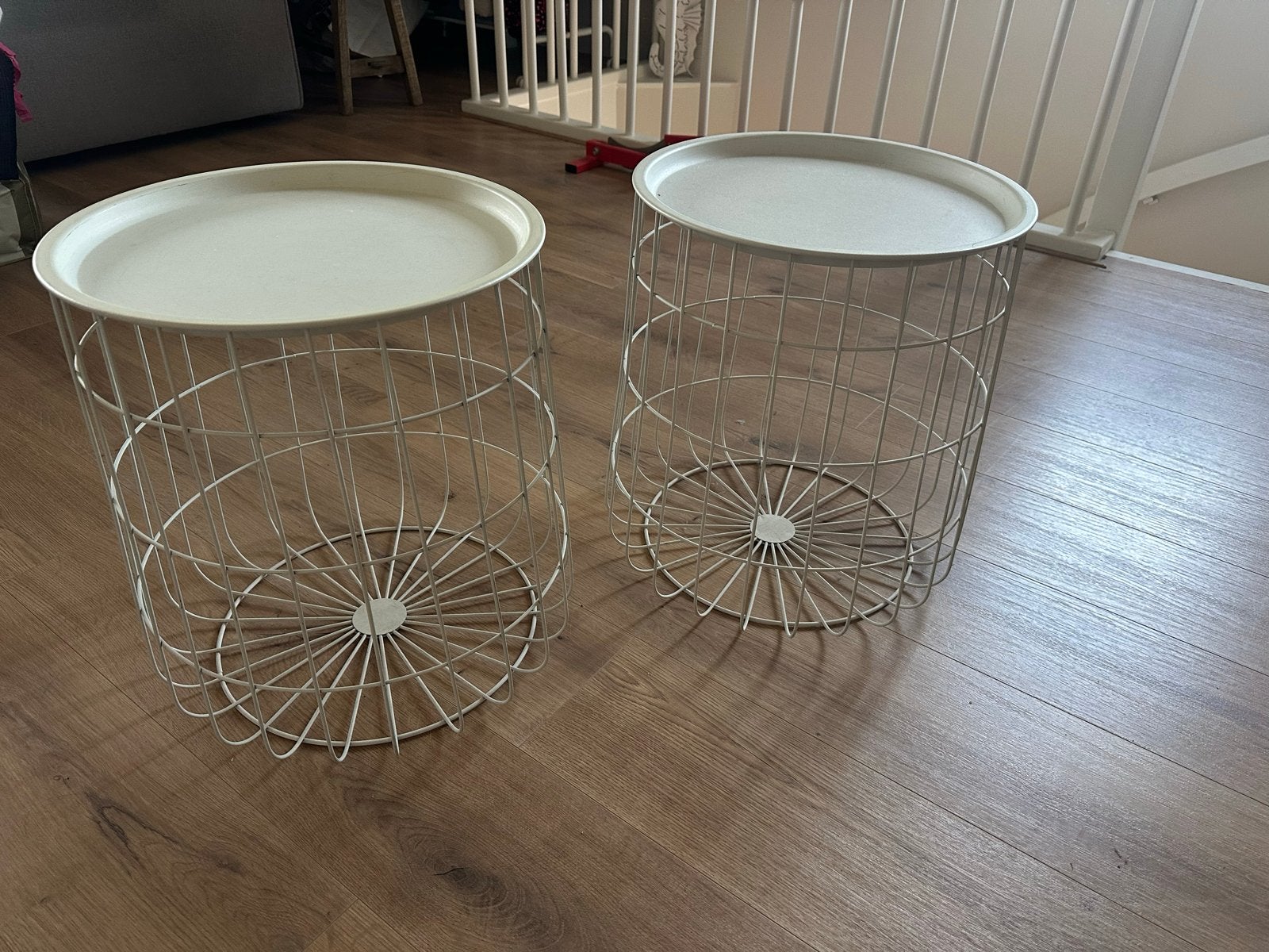 Set van 2 witte bijzettafeltjes met draadframe, Ophalen, Minder dan 45 cm, Minder dan 55 cm, Gebruikt