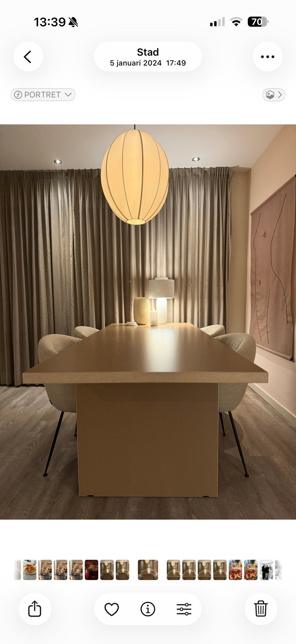 Hkliving eettafel 220 cm lichtbruin, gebruikt