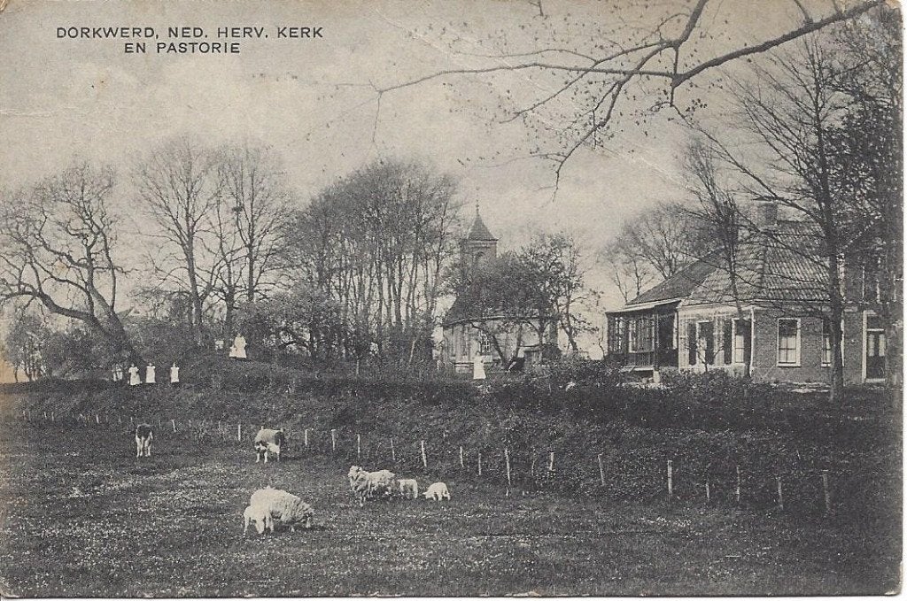 Dorkwerd (Gr.) Dorpsgezicht, Kerk, Pastorie, Volk, gel. 1931, Ophalen of Verzenden, 1920 tot 1940, Gelopen, Groningen