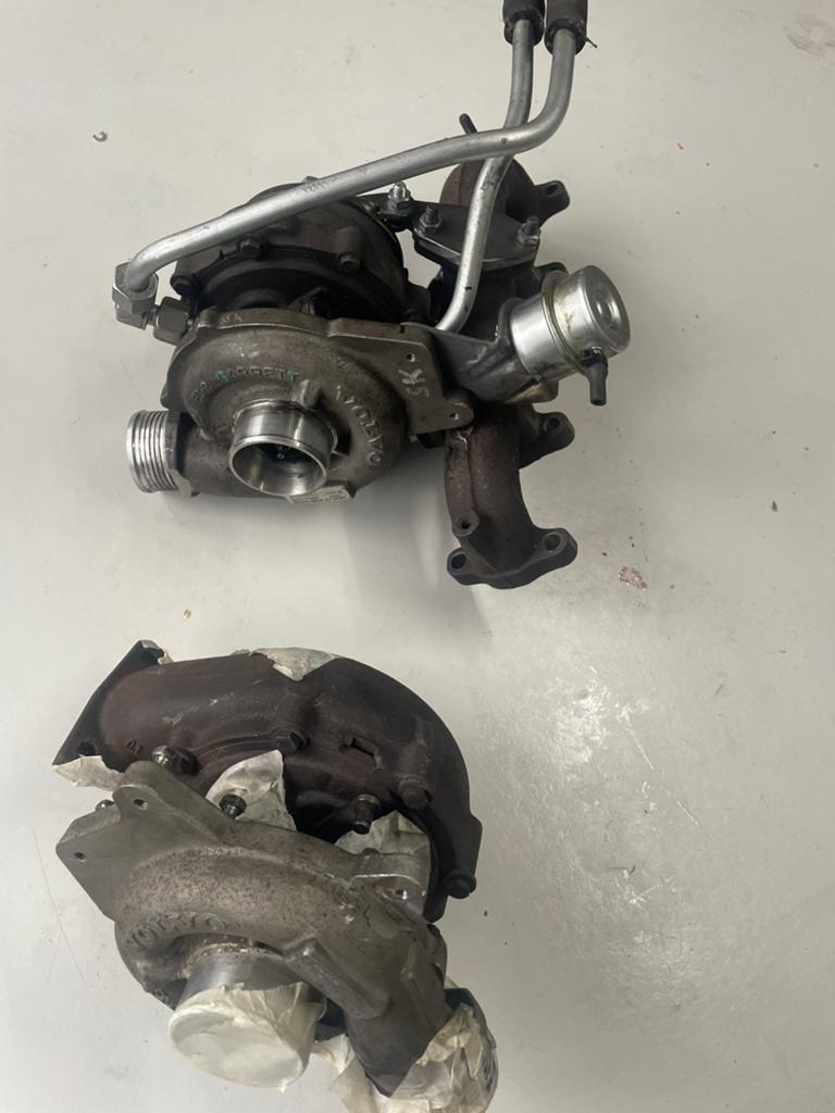 2 turbo’s GTB2056VL  VW 1.9 TDI, Auto-onderdelen, Motor en Toebehoren, Ophalen of Verzenden, Gebruikt