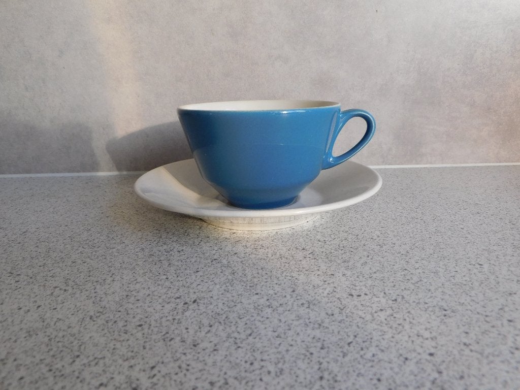 Kop en schotel Jubilant Blauw Fris Edam, Overige merken, Keramiek, Vintage, Ophalen of Verzenden