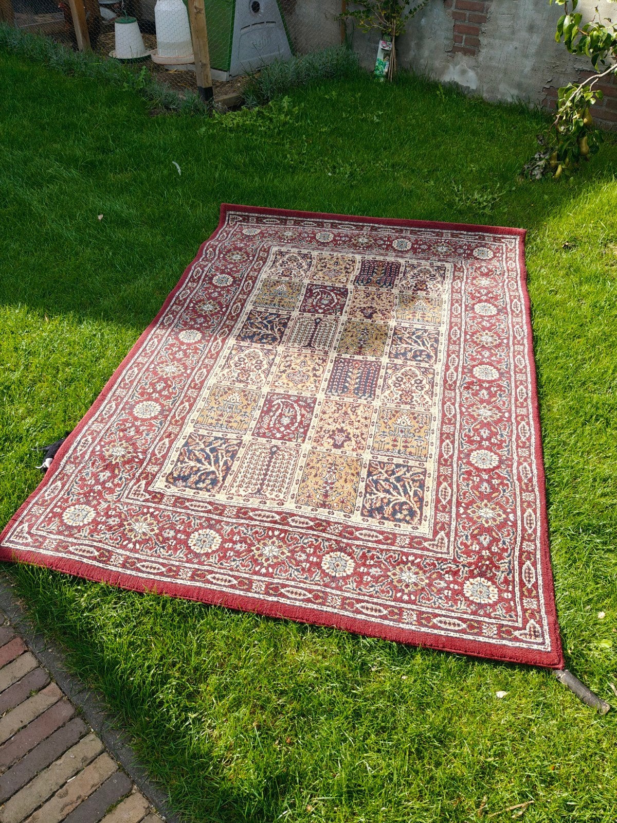 IKEA VALBY RUTA Kleed - 133x195 cm, Rood/Beige, Huis en Inrichting, Ophalen, Gebruikt, 100 tot 150 cm, Klassiek, Oosters