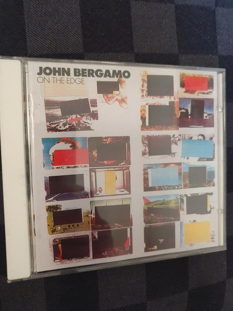 John bergamo on the edge, Verzenden, Gebruikt