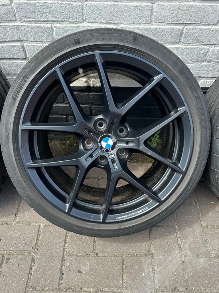 BMW M Performance 18 inch velgen met Pirelli P Zero banden, Ophalen, 18 inch, Gebruikt, Banden en Velgen
