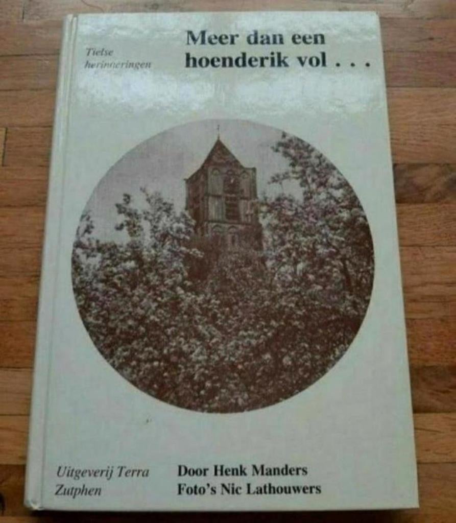 Meer dan een Hoenderik vol ...
Geschiedenis fotoboek verhale, Boeken, Geschiedenis | Stad en Regio, Ophalen of Verzenden, Zo goed als nieuw