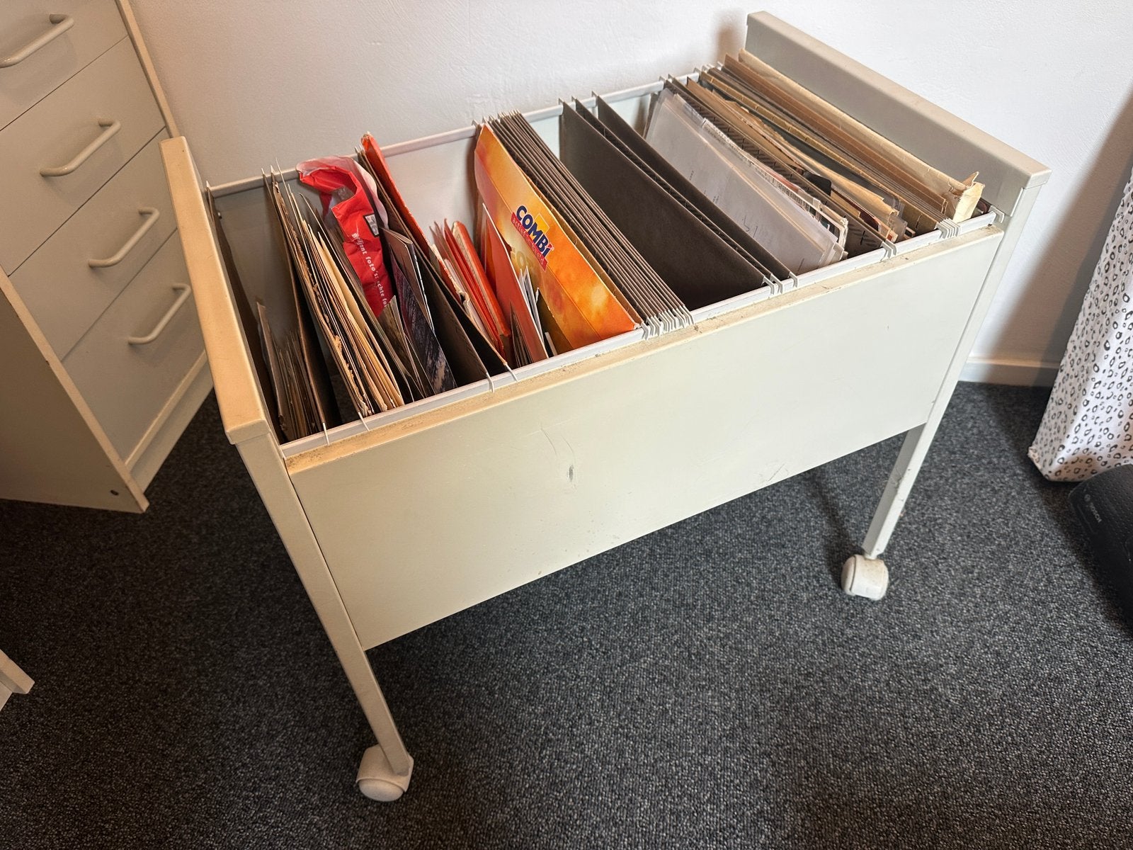Verrijdbare hangmappen trolley, Ophalen, Zo goed als nieuw
