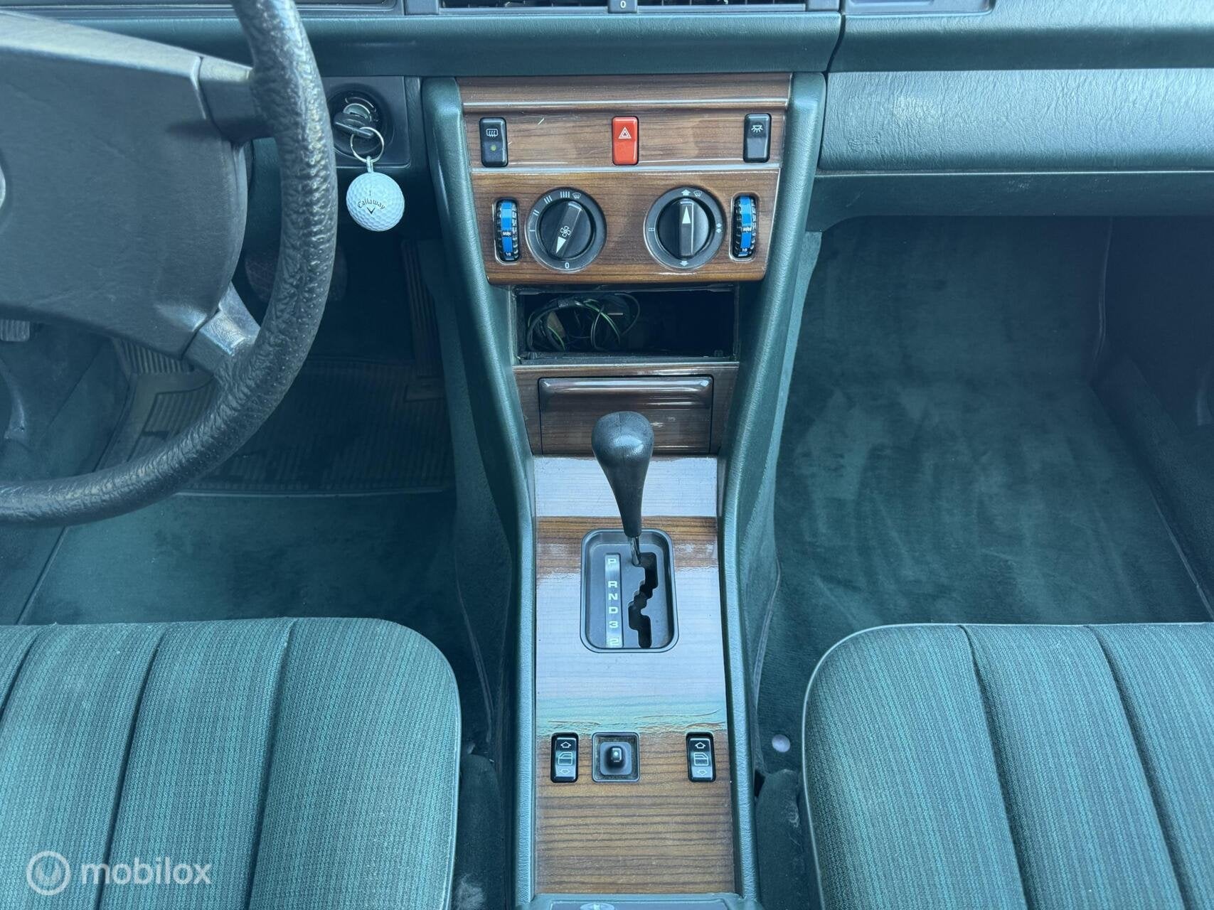 Mercedes-Benz W124 250 D Automaat ABS Schuifdak, foto 9