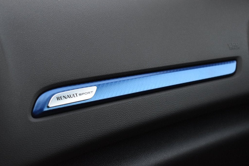 Renault Mégane Estate 1.6 GT-Line 205PK Automaat, Auto's, Gebruikt, Zwart, Alcantara, Zwart