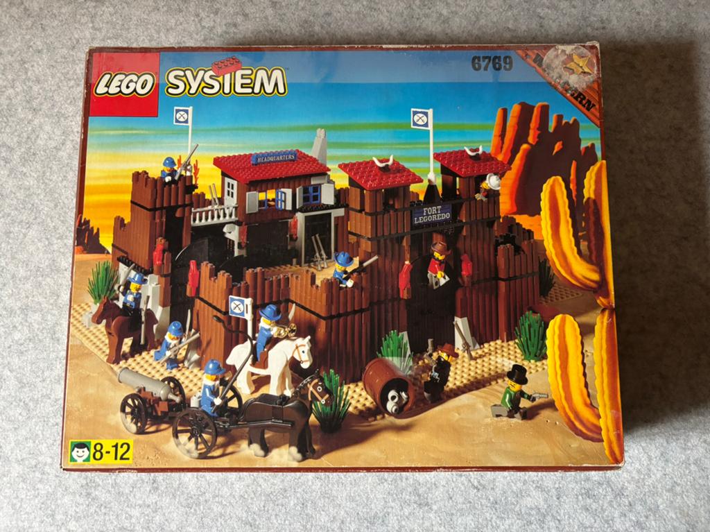Lego 6769 Fort Legoredo compleet in doos, Compleet, Overige thema's, Lego, Ophalen of Verzenden