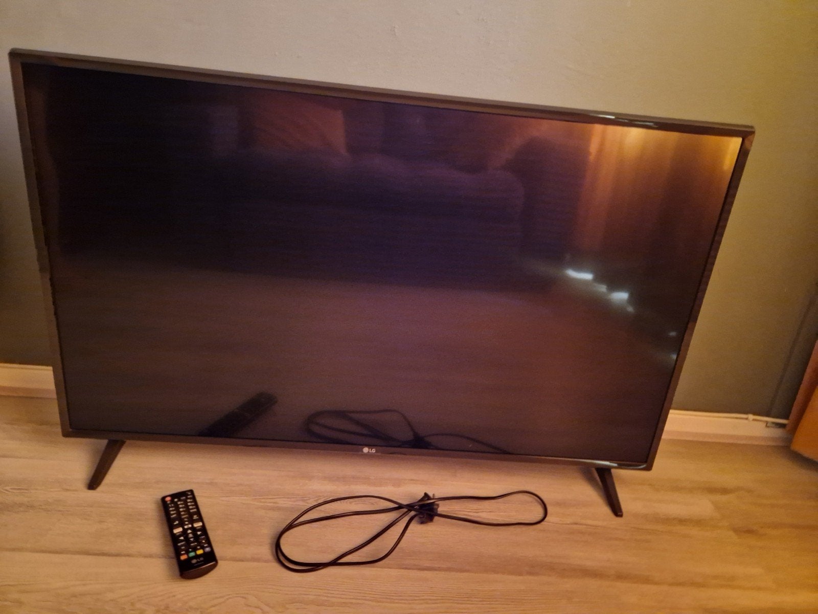 LG tv 43 inch, Ophalen, 100 cm of meer, 50 Hz, LG
