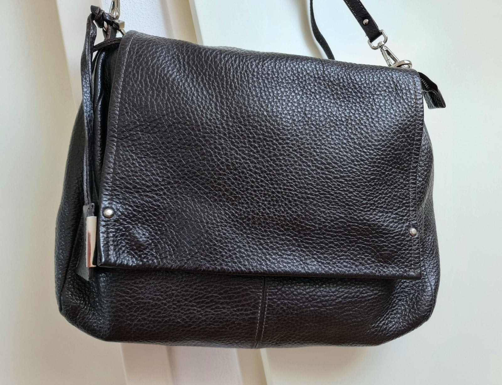 Gianni Chiarini schoudertas handtas laptoptas bruin leer, Sieraden, Tassen en Uiterlijk, Tassen | Damestassen, Ophalen, Zo goed als nieuw