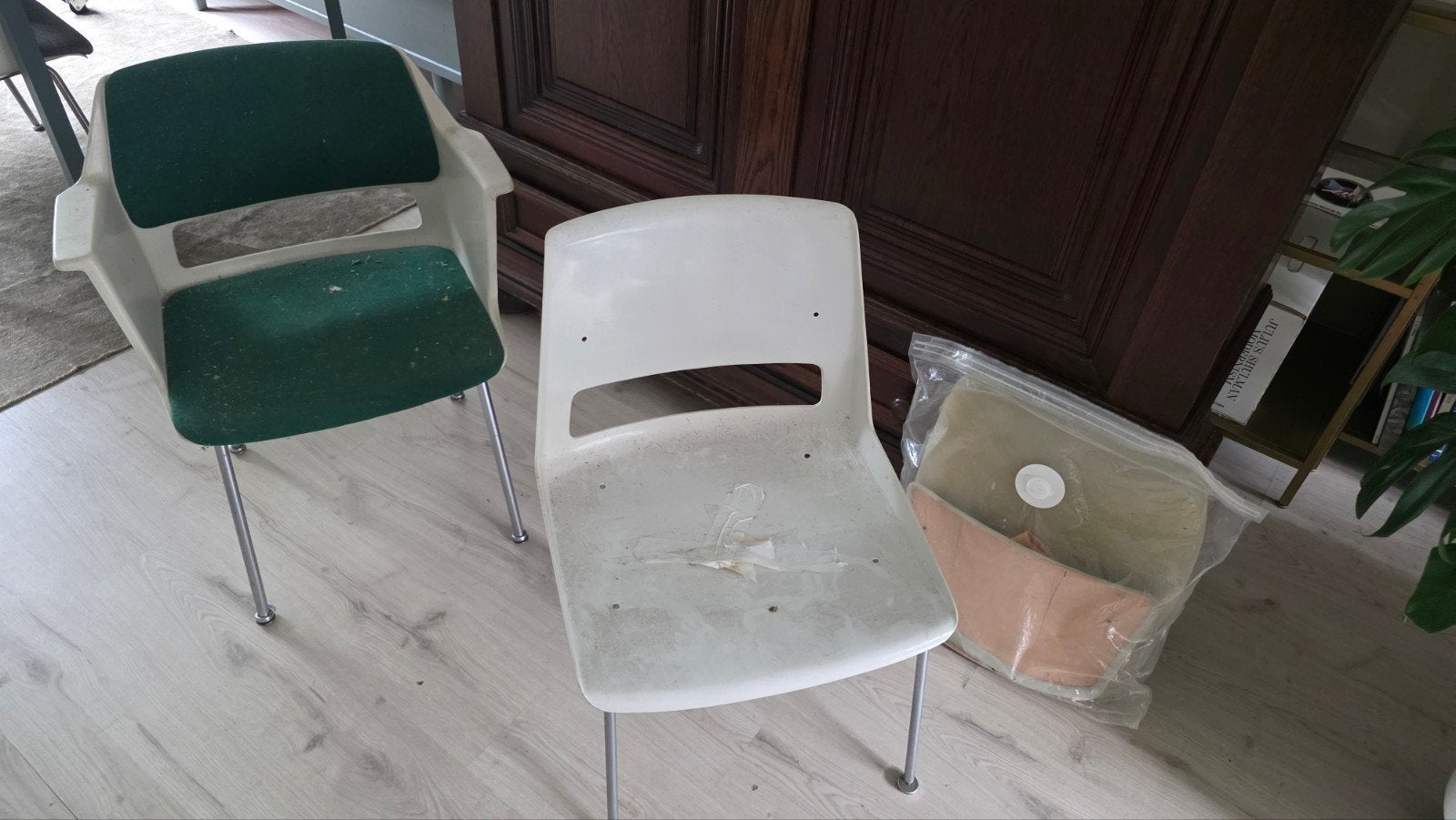 Gispen 10 en Gispen 2225 stoelen - opknappers, Ophalen