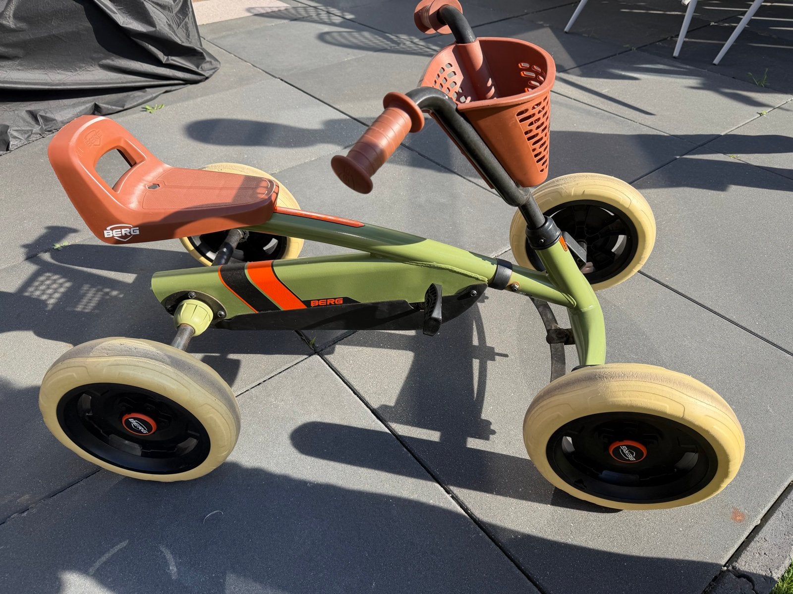 BERG Biky loopfiets groen met mandje