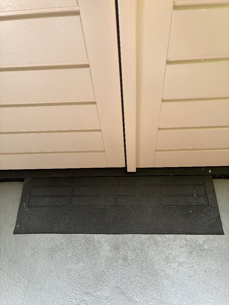 Drempelhulp zwart 3 cm hoog, 2 stuks, voor binnen of buiten, Diversen, Verpleegmiddelen, Ophalen, Zo goed als nieuw
