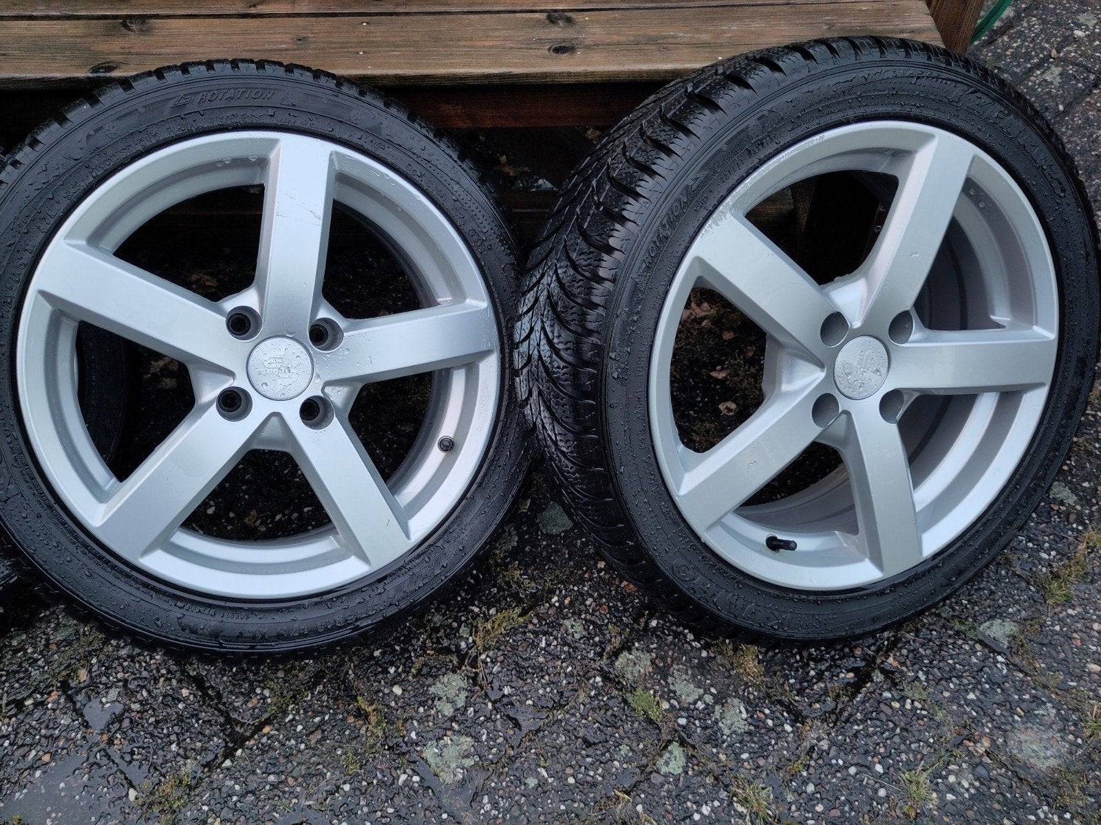 Winterbanden met velgen, bandmaat 205/45 R16, Auto-onderdelen, Banden en Velgen, Ophalen, Gebruikt, 16 inch, Banden en Velgen