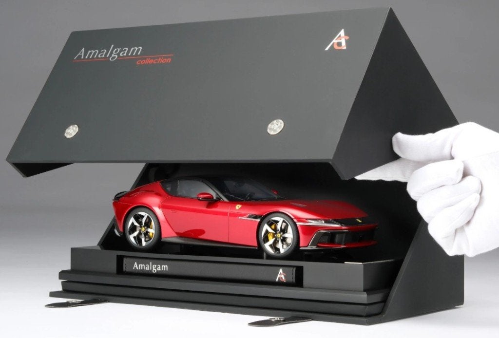 Ferrari 12 Cilindri Rosso Imola 1:18 van Amalgam