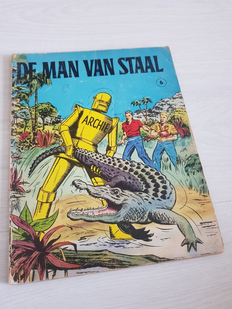 Archie, de man van staal, Gelezen, Eén stripboek, Ophalen of Verzenden, E. George Cowan