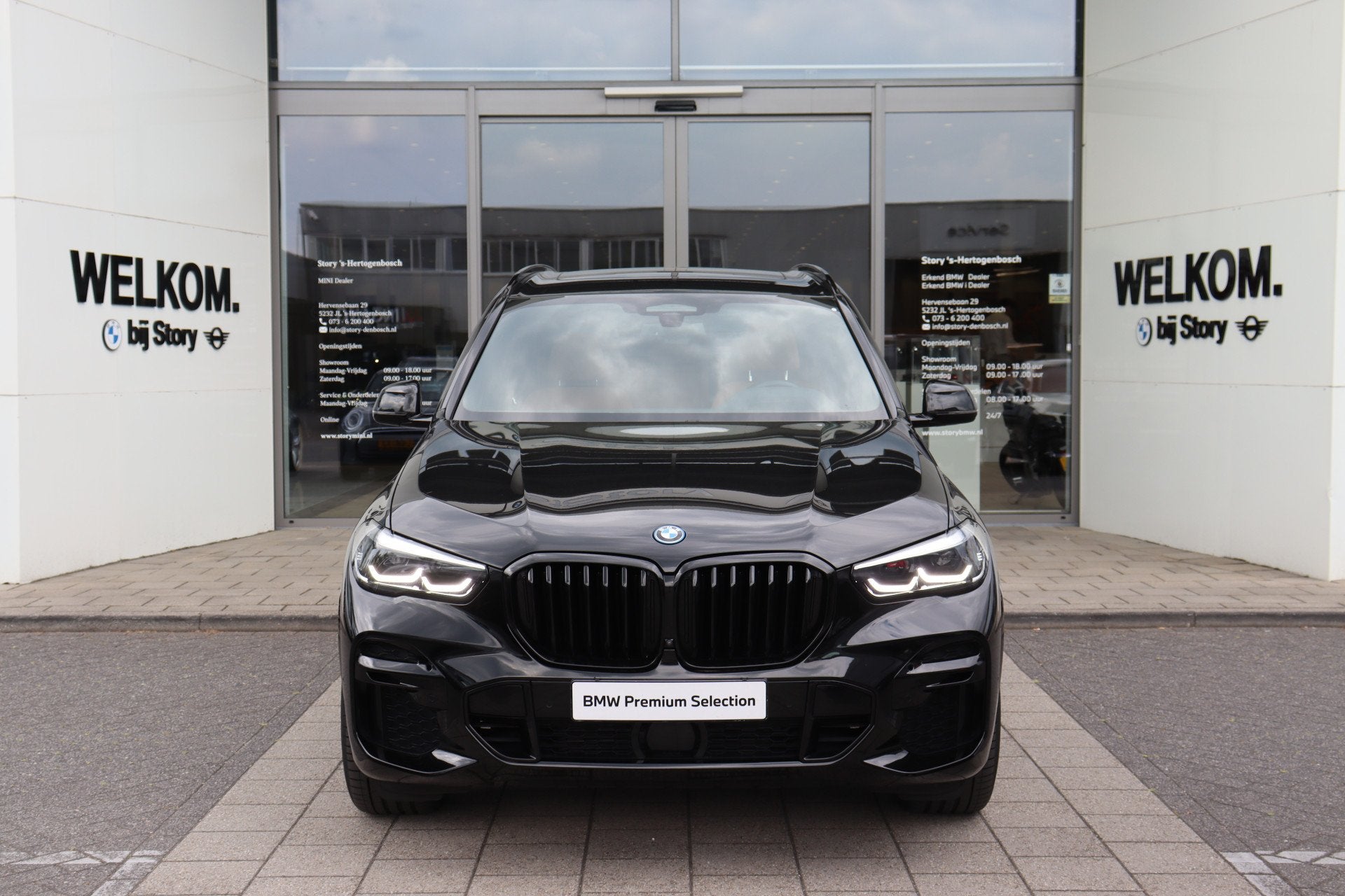 BMW X5 xDrive45e High Executive M Sport Automaat / Panoramad, Gebruikt, X5, Met garantie (alle), Zwart