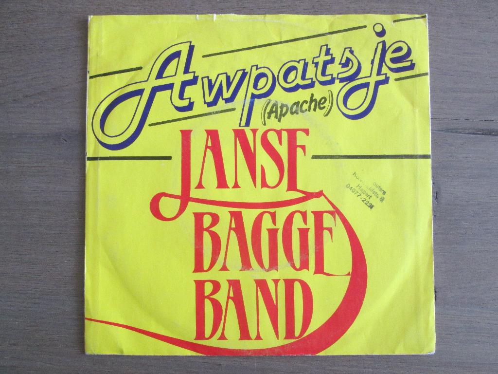 Janse Bagge Band - Awpatsje ( Apache ) / Hondsjkloate ( Wron, Inclusief binnenhoes, Verzenden, Gebruikt, 7 inch