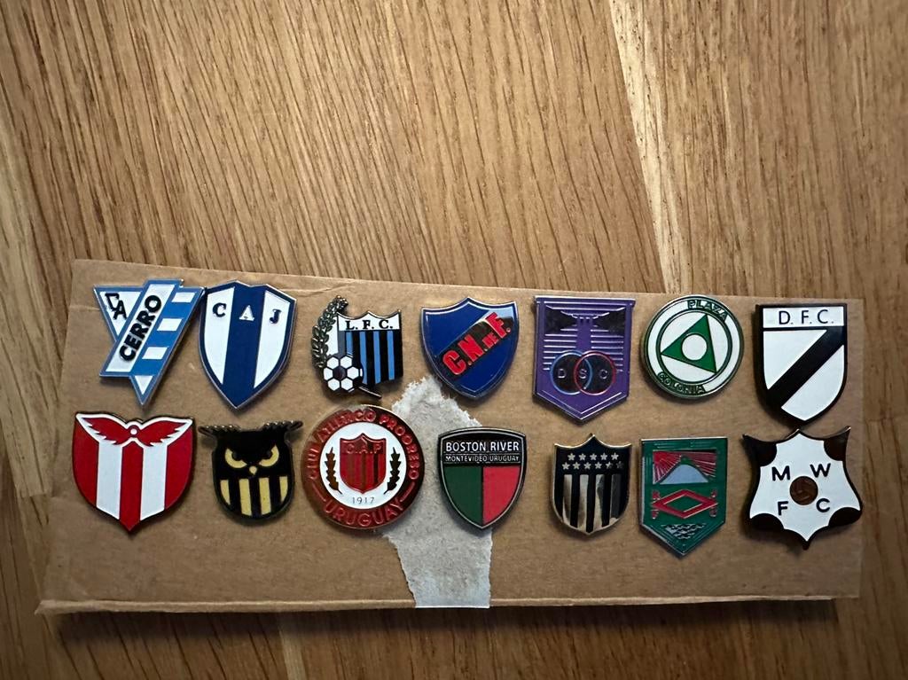 Voetbalspeldjes Uruguay pet stuk €5, Ophalen of Verzenden