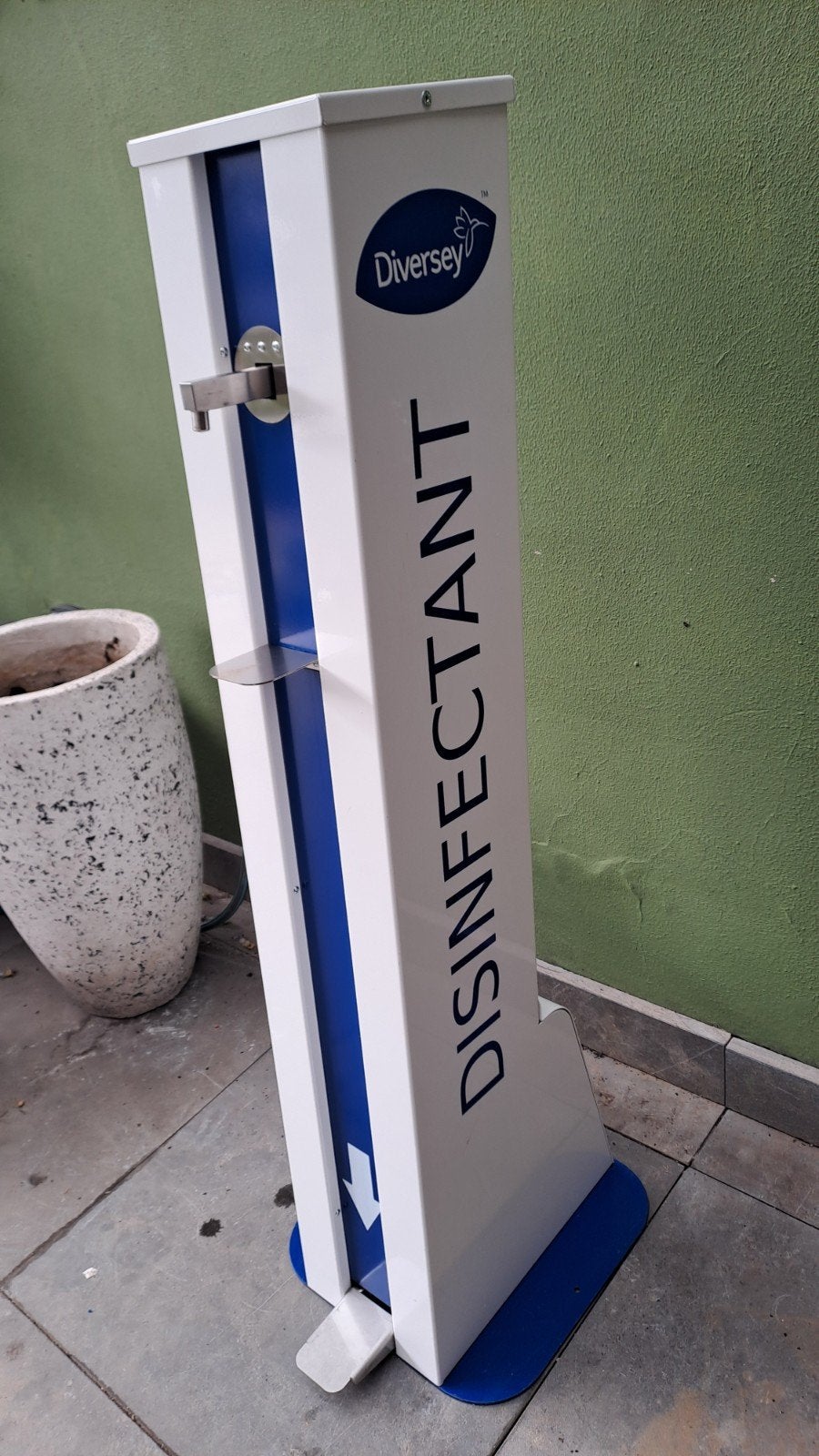 Diversey Desinfectant Dispenser - Hygiënische Oplossing, Huis en Inrichting, Ophalen, Diversey, Info.nl@diversey.com, Diversey Europe B.V., Maarssenbroeksedijk 2, 3542 DN Utrecht, Nederland