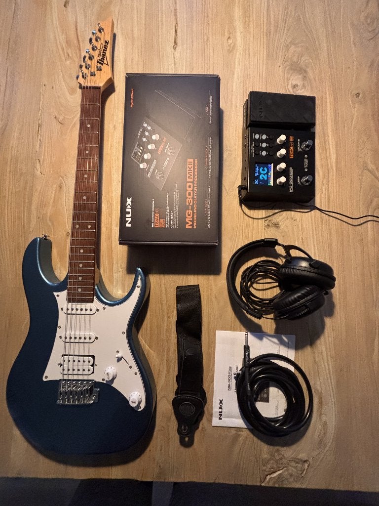 Elektrische gitaar set, Muziek en Instrumenten, Verzenden, Zo goed als nieuw, Solid body, Ibanez