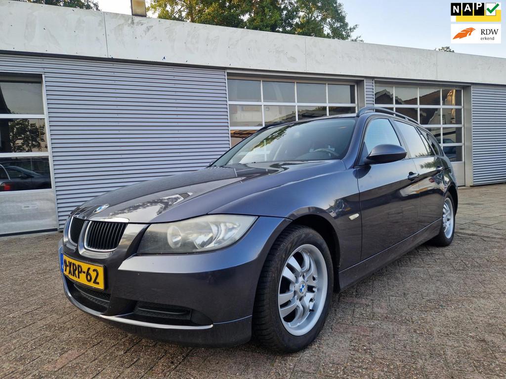 BMW 3-serie Touring 318i ( EXPORTPRICE / MOTORPROBLEM), Auto's, BMW, Bedrijf, Te koop, 3-Serie, ABS, Airbags, Airconditioning