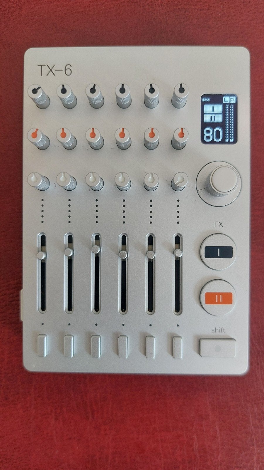 teenage engineering TX-6 + decksaver & TE bag small white +, Muziek en Instrumenten, Ophalen of Verzenden, Zo goed als nieuw, 10 tot 20 kanalen